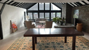 City Expo and Vacation Apartment